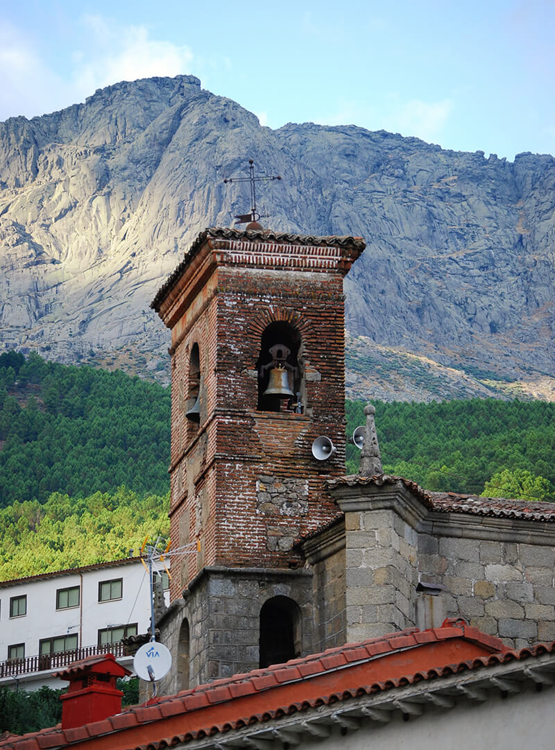cuevas del valle iglesia